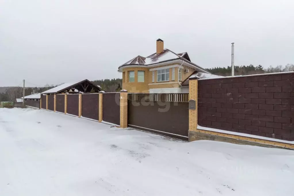 Дом в Красноярский край, Сосновоборский муниципальный округ, д. Лукино ... - Фото 1