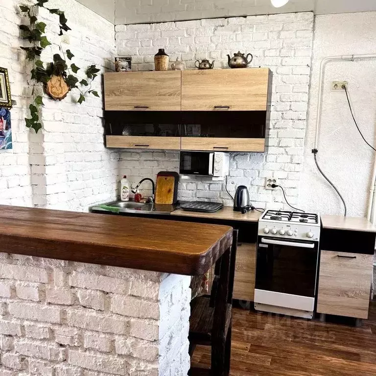 Дом в Башкортостан, Абзелиловский район, Ташбулатовский сельсовет, д. ... - Фото 1