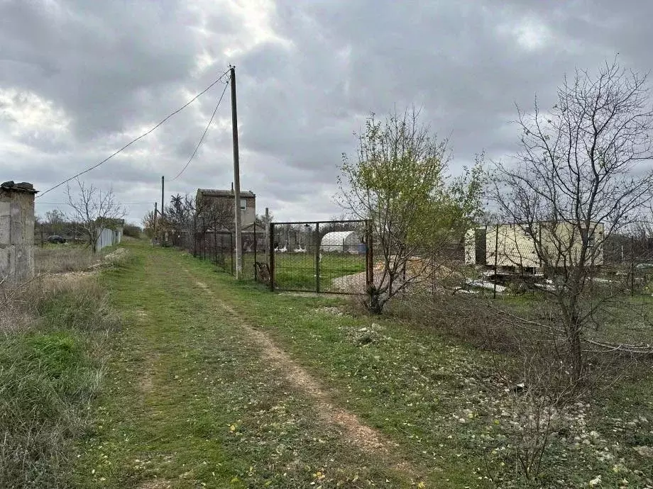 Участок в Крым, Симферопольский район, Строитель дп  (6.0 сот.) - Фото 0