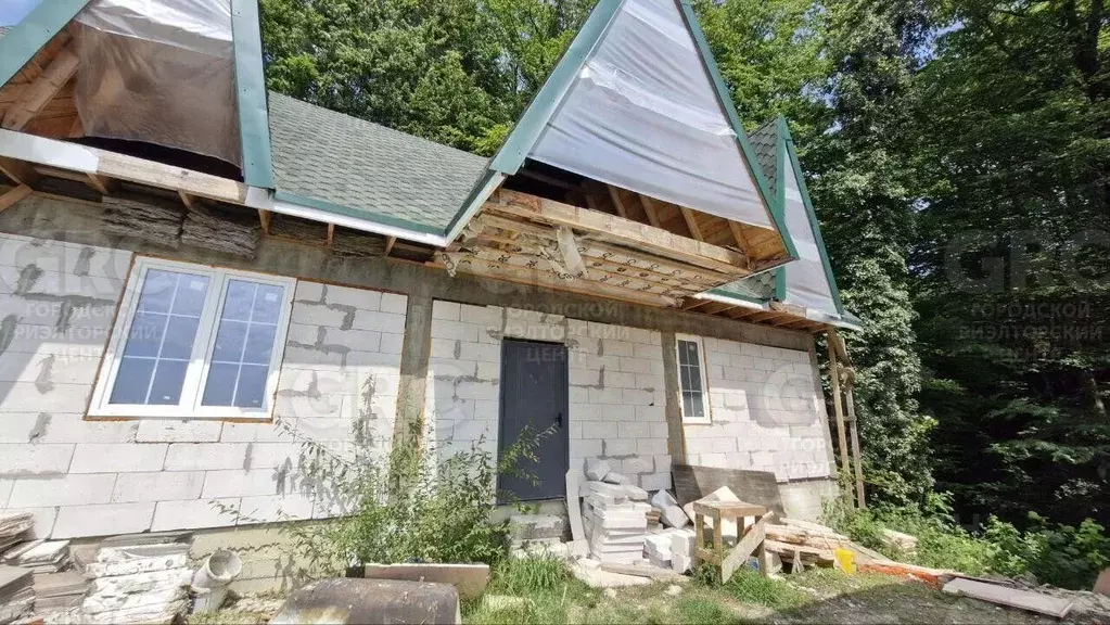 Дом в Краснодарский край, Сочи городской округ, с. Верхний Юрт ул. ... - Фото 1