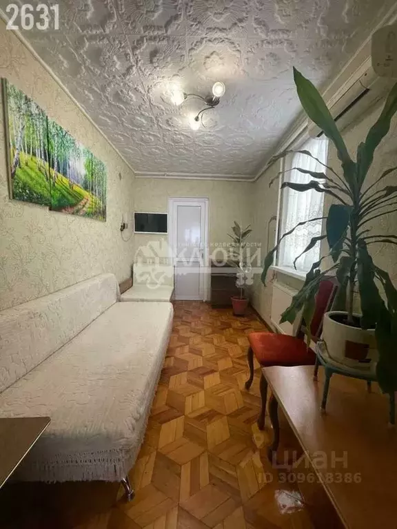 Дом в Краснодарский край, Геленджик ул. Фурманова, 27 (180 м) - Фото 1