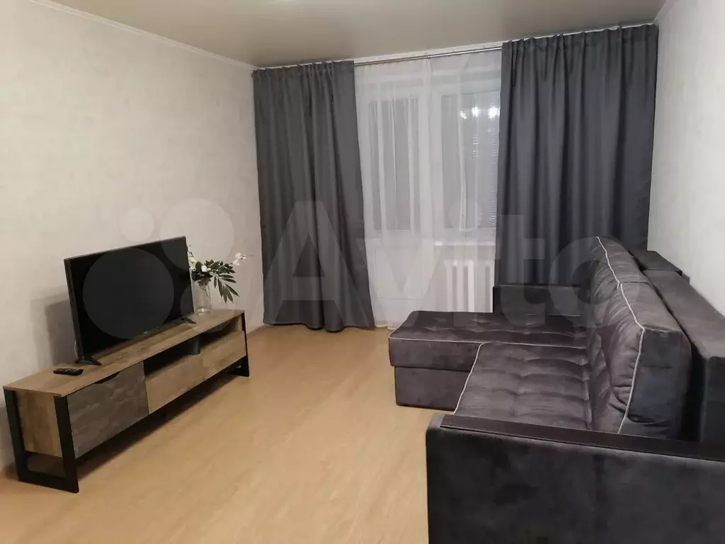 1-к. квартира, 40 м, 6/9 эт. - Фото 0