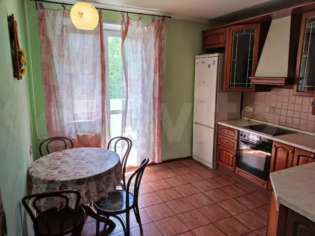 2-к. квартира, 60 м, 2/12 эт. - Фото 0