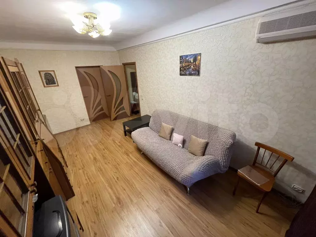 3-к. квартира, 61 м, 1/5 эт. - Фото 0