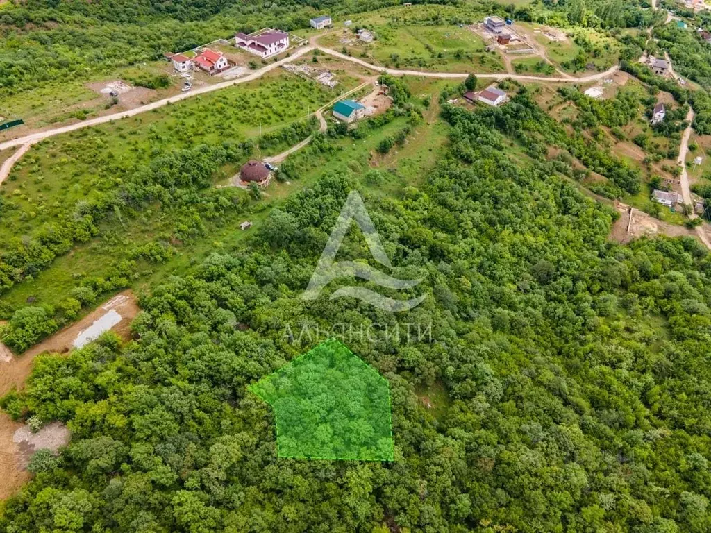 Участок в Крым, Алушта городской округ, с. Изобильное ул. Лавандовая ... - Фото 1
