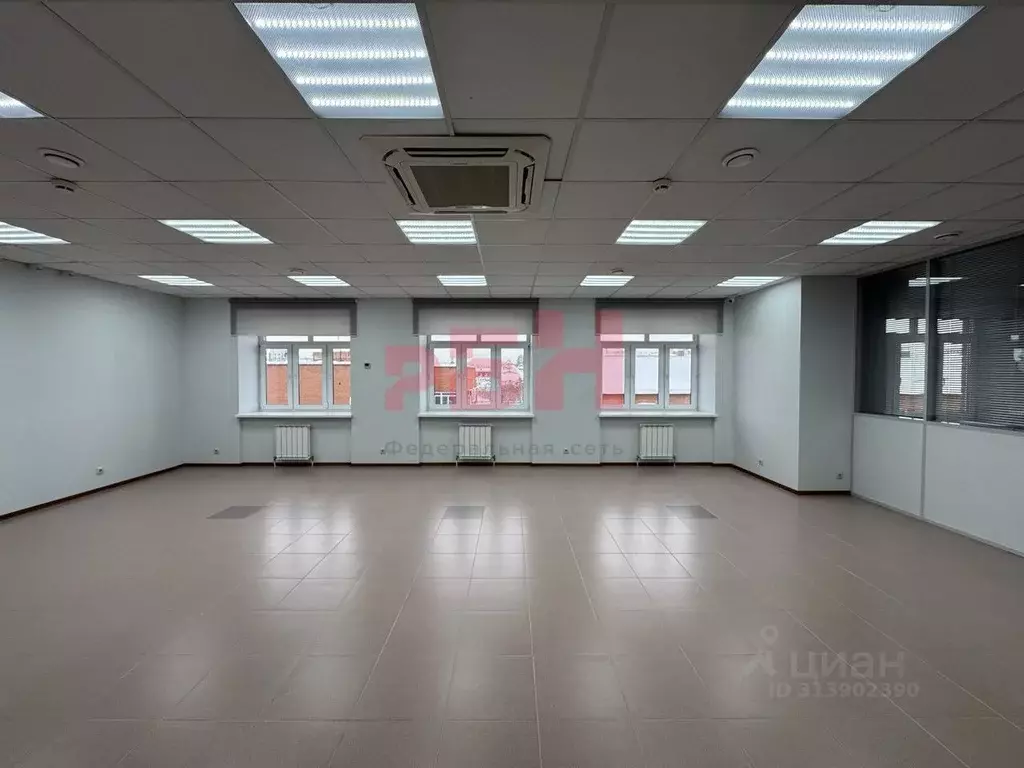 Офис в Тюменская область, Тюмень ул. Урицкого, 16 (232 м) - Фото 1