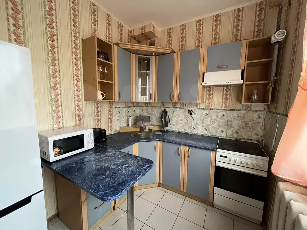 1-к. квартира, 36 м, 1/3 эт. - Фото 1