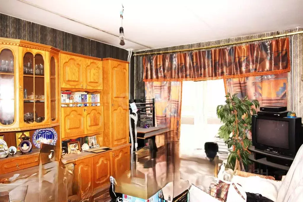 2-к кв. Вологодская область, Великий Устюг ул. Кузнецова, 18 (50.2 м) - Фото 1