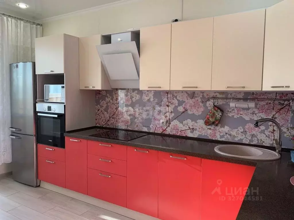 2-к кв. Тюменская область, Тюмень ул. Верхнетарманская, 3 (50.0 м) - Фото 2