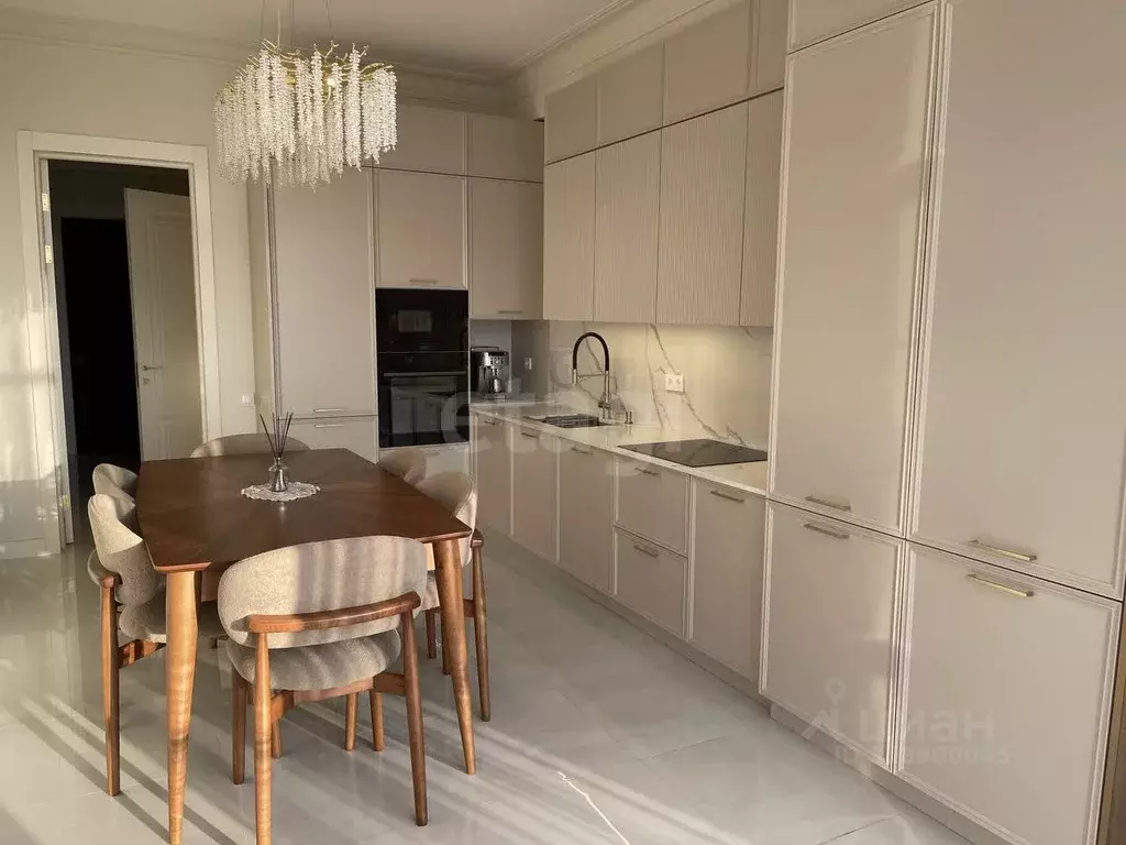 3-к кв. Дагестан, Махачкала ул. Времена Года, 9к2 (108.0 м) - Фото 1
