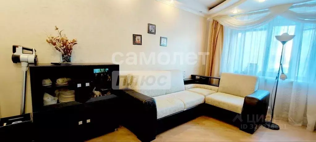 3-к кв. Липецкая область, Липецк ул. Катукова, 8 (64.8 м) - Фото 1