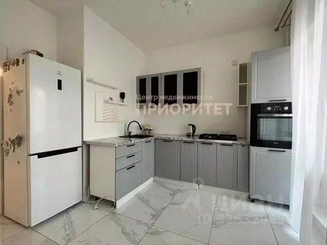 2-к кв. Саха (Якутия), Якутск ул. Пушкина, 23 (64.0 м) - Фото 1