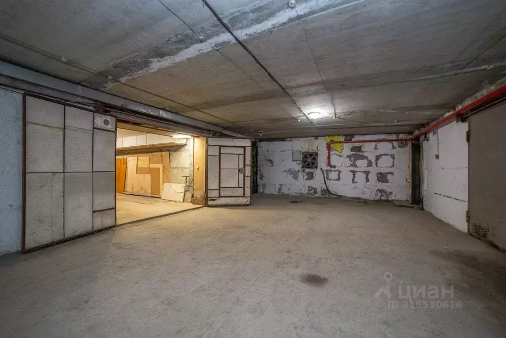 Гараж в Свердловская область, Екатеринбург ул. Московская, 225к4 (37 ... - Фото 0