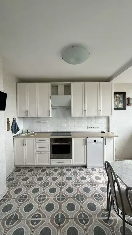 2-к. квартира, 55 м, 9/14 эт. - Фото 0