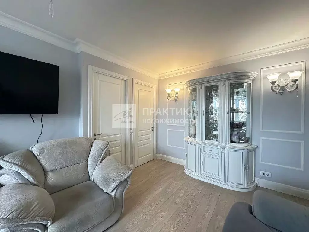 Продается 3-комнатная квартира - Фото 2