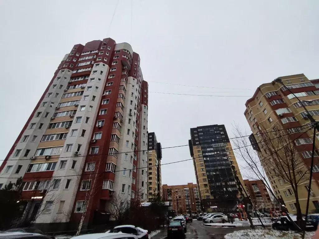 3-к кв. Московская область, Электросталь ул. Захарченко, 7 (91.0 м) - Фото 0