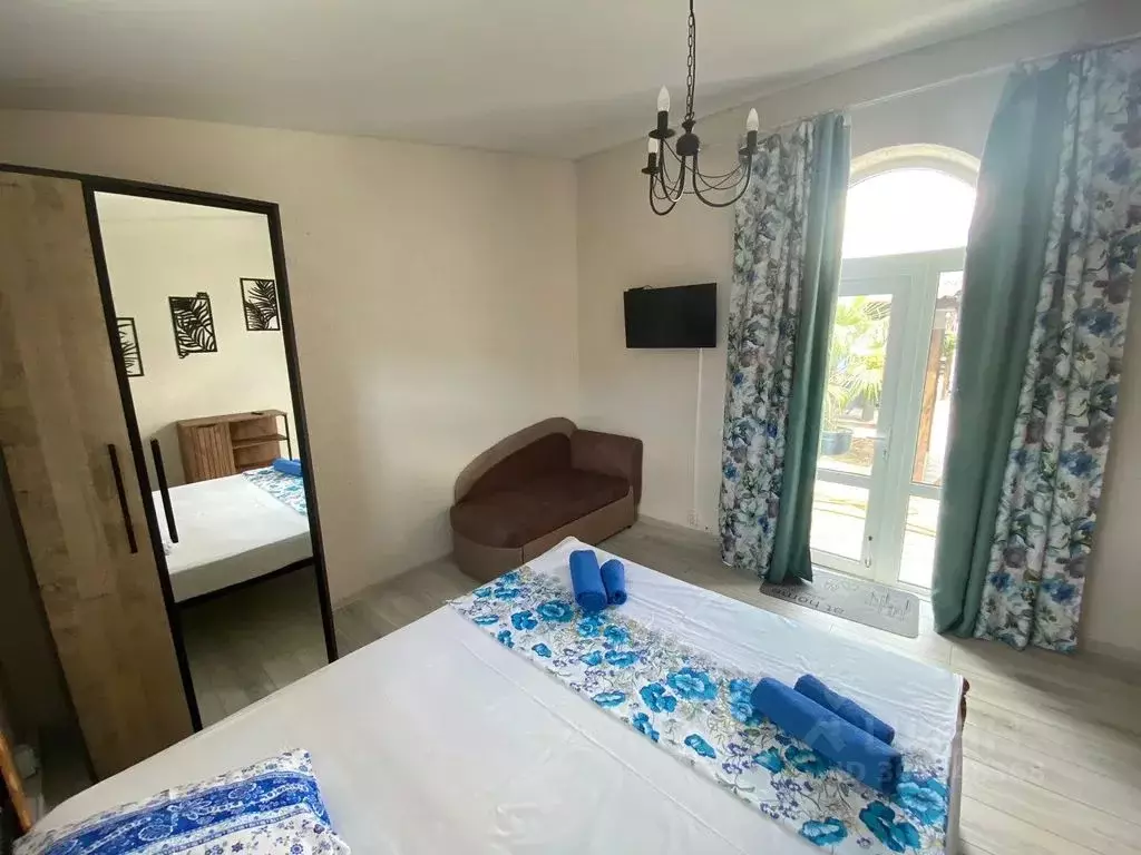 Комната Крым, Евпатория городской округ, Заозерное пгт ул. Аллея ... - Фото 2