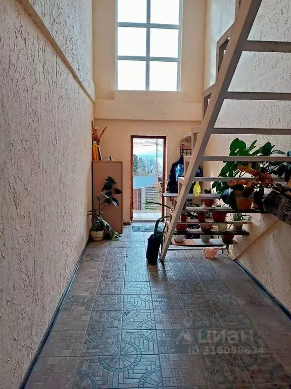 Студия Крым, Ялта городской округ, Кореиз пгт ул. Солнечная (21.0 м) - Фото 2