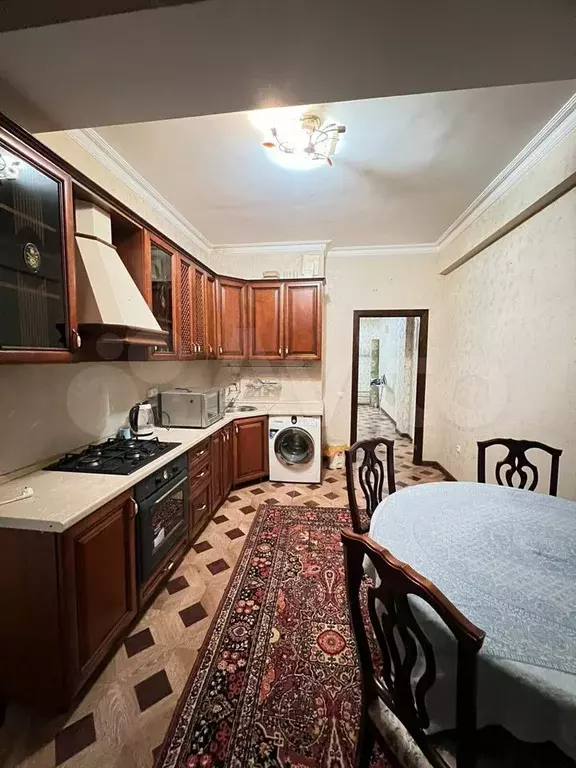 1-к. квартира, 50 м, 4/10 эт. - Фото 1