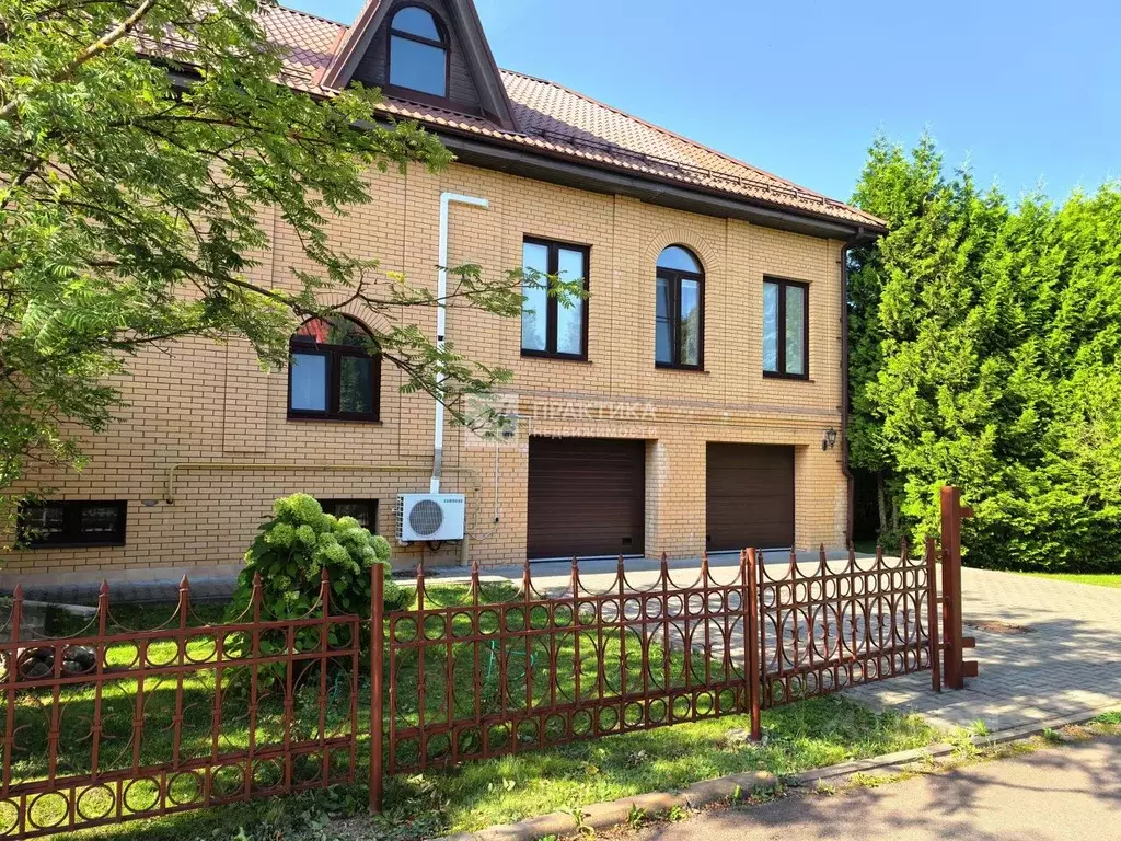 Дом в Московская область, Домодедово городской округ, д. Семивраги ул. ... - Фото 1
