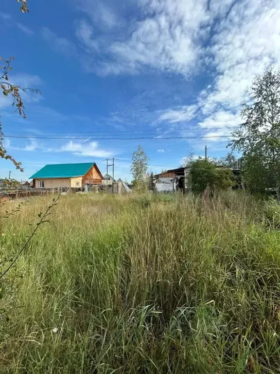 Участок в Саха (Якутия), Якутск ул. Таежная, 1/1 (7.97 сот.) - Фото 0