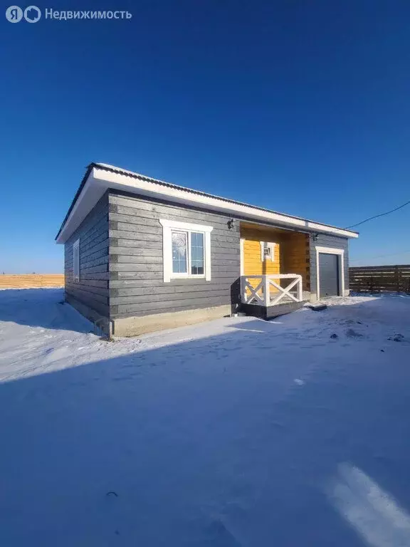 Дом в село Хомутово, Сибирская улица, 36 (93 м) - Фото 1