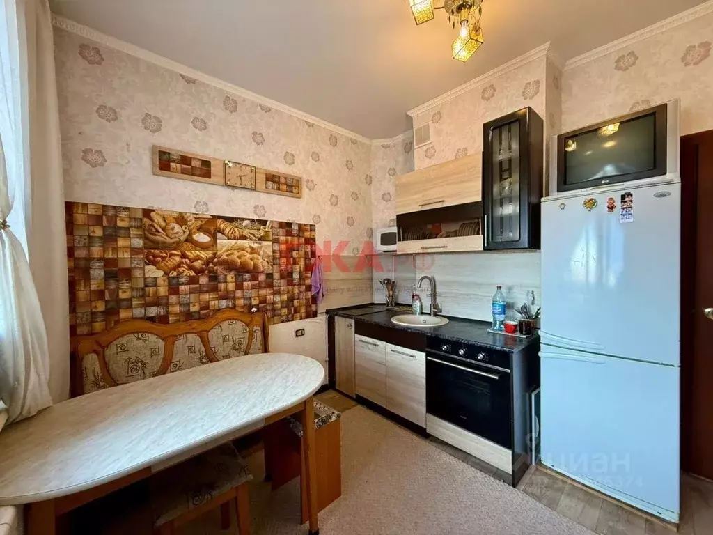 3-к кв. Саха (Якутия), Нерюнгри ул. Кравченко, 25 (85.0 м) - Фото 1