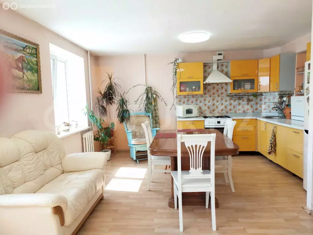 3-комнатная квартира: Уфа, улица Ленина, 150/2 (73.5 м) - Фото 1