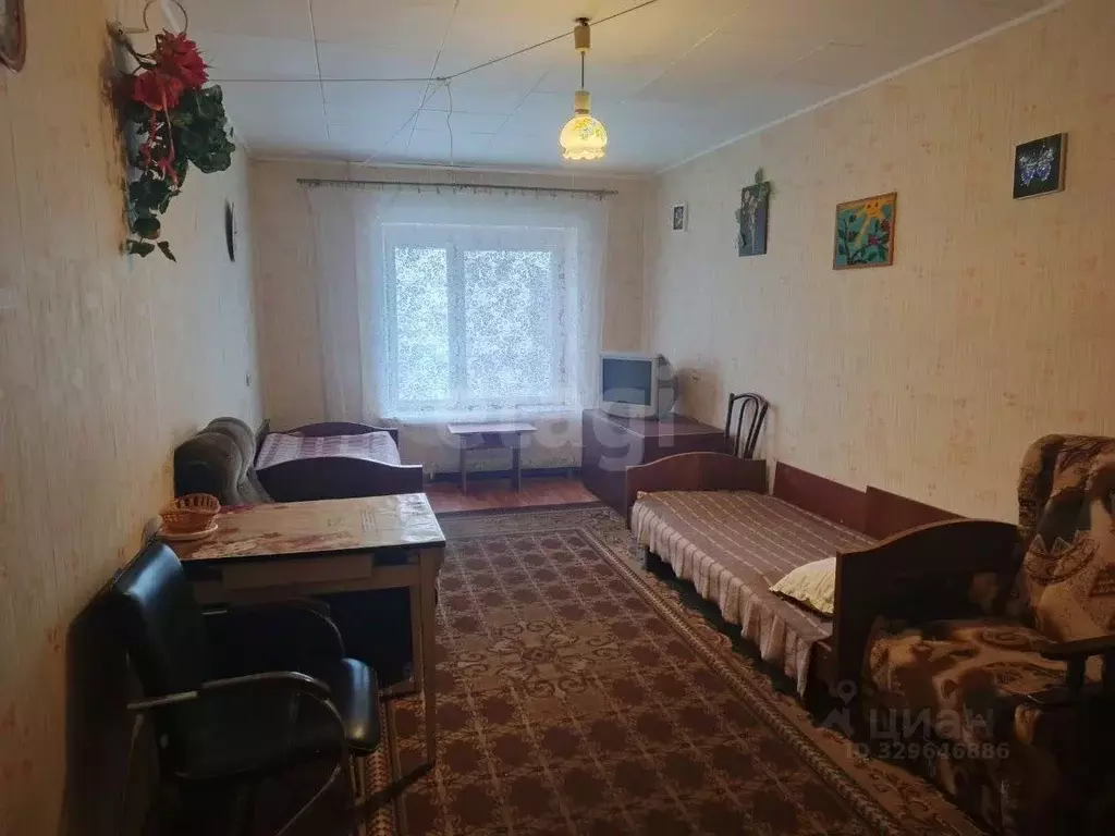 3-к кв. Ленинградская область, Кириши Советская ул., 18 (69.1 м) - Фото 1