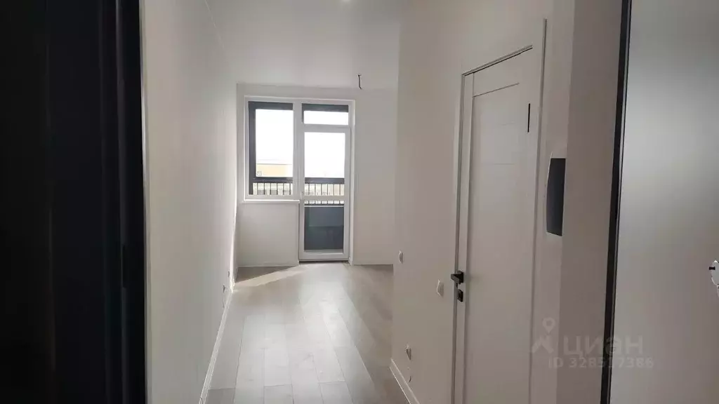 Студия Свердловская область, Екатеринбург ул. Учителей, 33/1 (18.9 м) - Фото 1