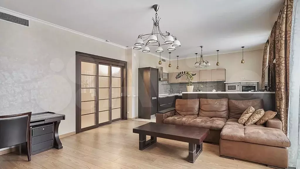3-к. квартира, 160 м, 2/9 эт. - Фото 0