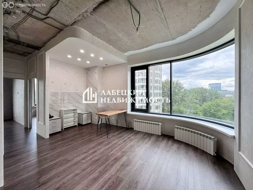 3-комнатная квартира: Москва, Волоколамское шоссе, 81/2с2 (65 м) - Фото 0
