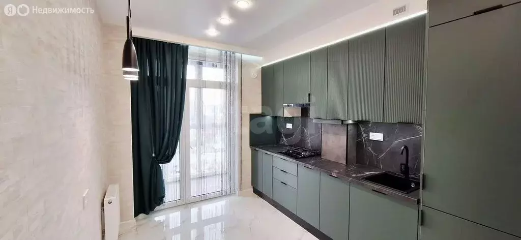 1-комнатная квартира: Калининград, улица Аллея Смелых, 204к2 (39.7 м) - Фото 1