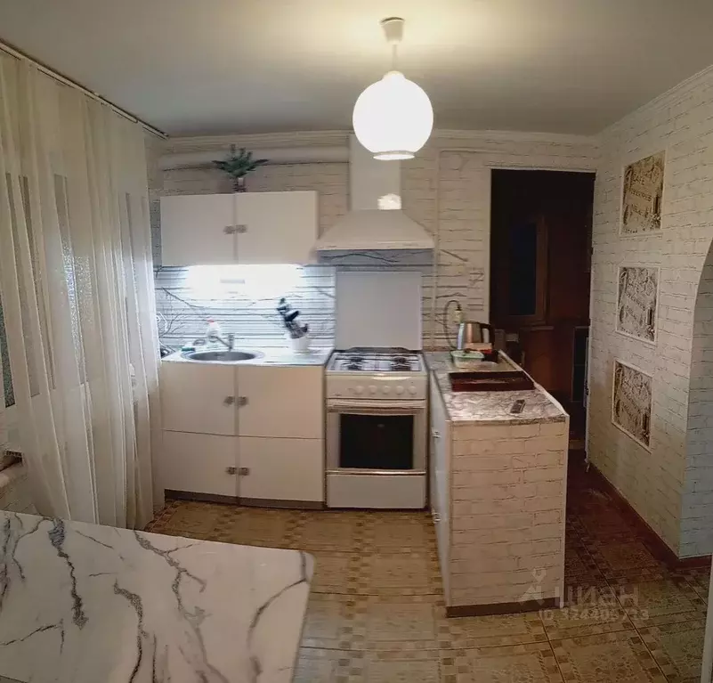 Дом в Краснодарский край, Абинск ул. Калинина (75 м) - Фото 1