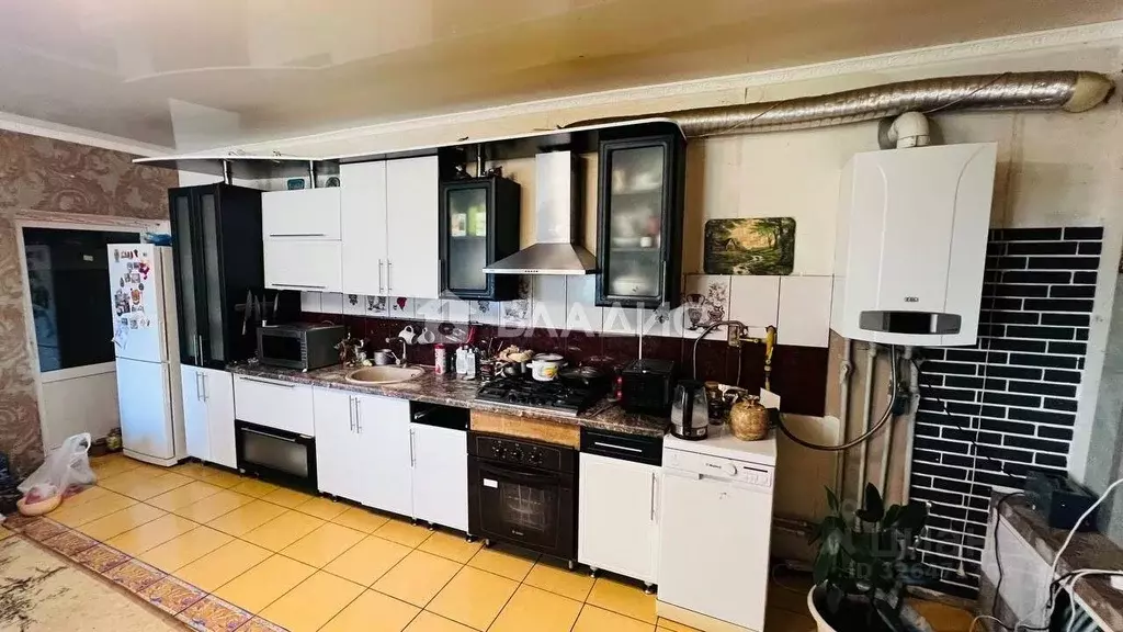 Дом в Белгородская область, Яковлевский муниципальный округ, с. ... - Фото 2