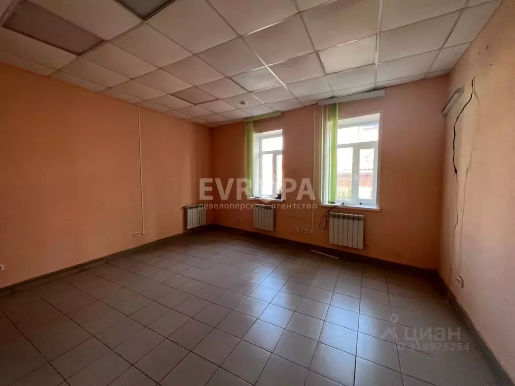 Офис в Ульяновская область, Ульяновск ул. Радищева, 8 (719 м) - Фото 2