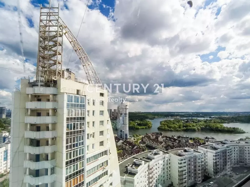 3-к кв. Московская область, Красногорск бул. Павшинский, 26 (101.2 м) - Фото 0