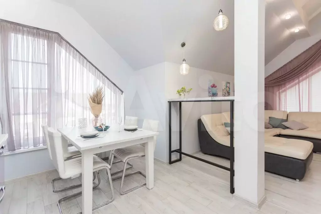 4-к. квартира, 110 м, 3/3 эт. - Фото 0