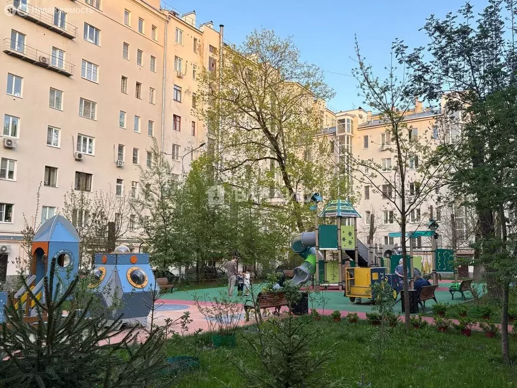 3-комнатная квартира: Москва, Чистопрудный бульвар, 12к4 (63 м) - Фото 0