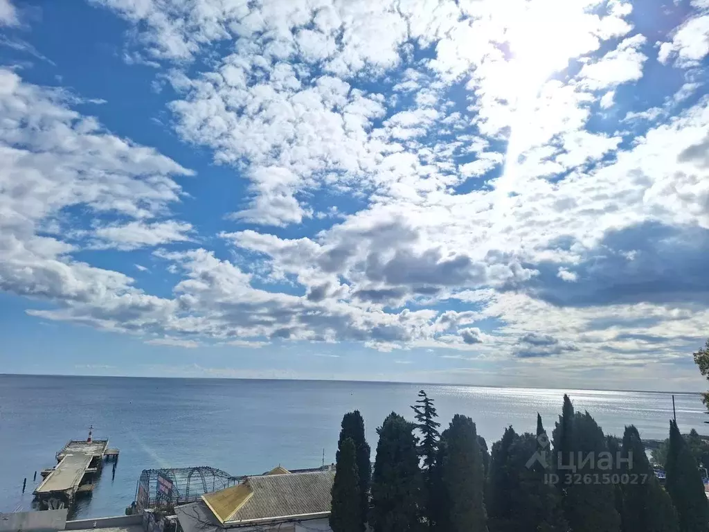 Дом в Крым, Ялта ул. Сосновая, 15 (2000 м) - Фото 2