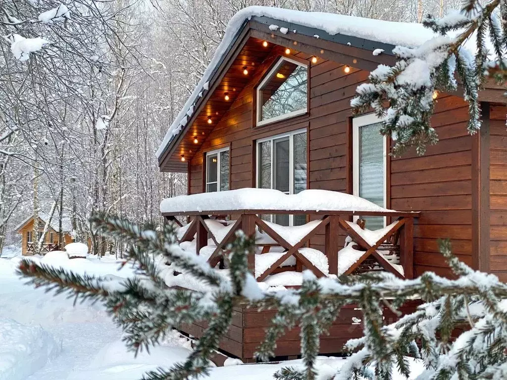 Дом в Ленинградская область, Приозерский район, Громовское с/пос, пос. ... - Фото 1
