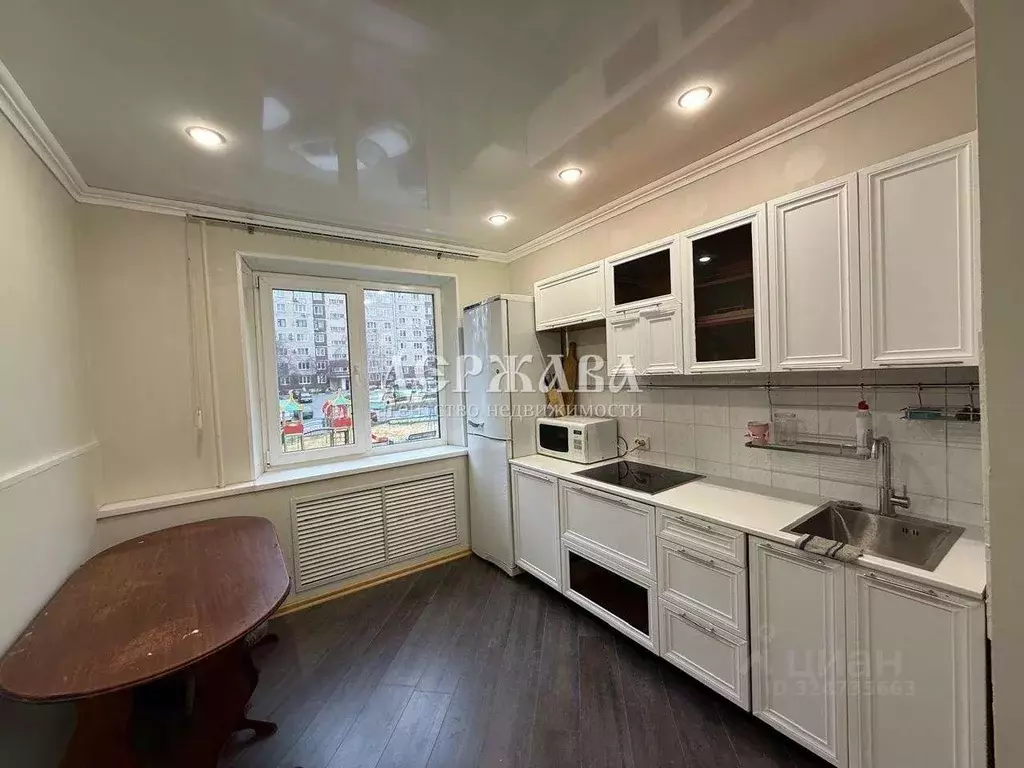 3-к кв. Белгородская область, Старый Оскол Зеленый Лог мкр, 1А (63.0 ... - Фото 1