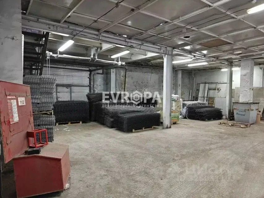Склад в Ульяновская область, Ульяновск проезд Нефтяников, 12 (570 м) - Фото 1
