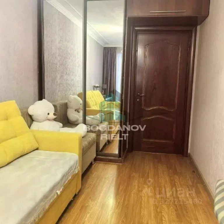 3-к кв. Омская область, Омск просп. Королева, 14 (58.9 м) - Фото 2