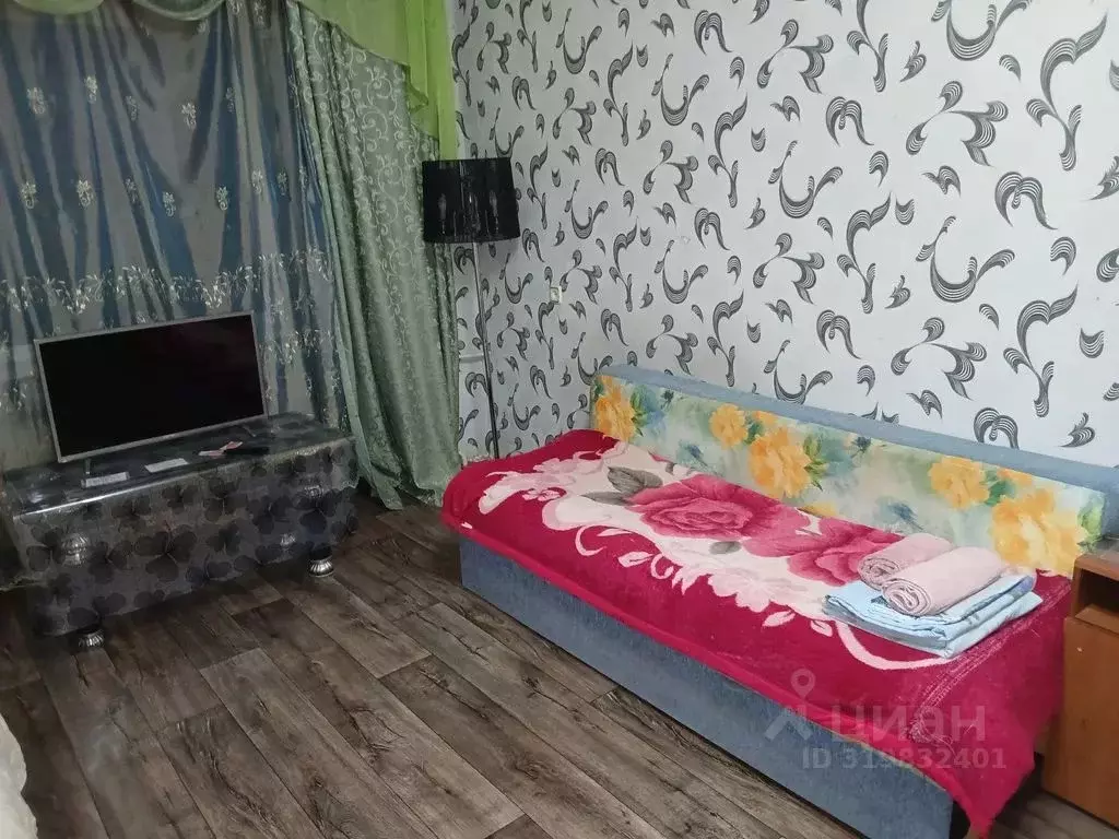 2-к кв. Магаданская область, Сокол пгт ул. Королева, 15 (36.0 м) - Фото 0