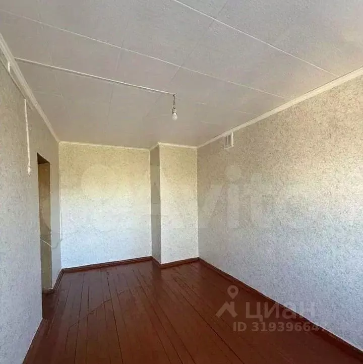 Комната Белгородская область, Шебекино пл. Горяинова, 3 (13.5 м) - Фото 0