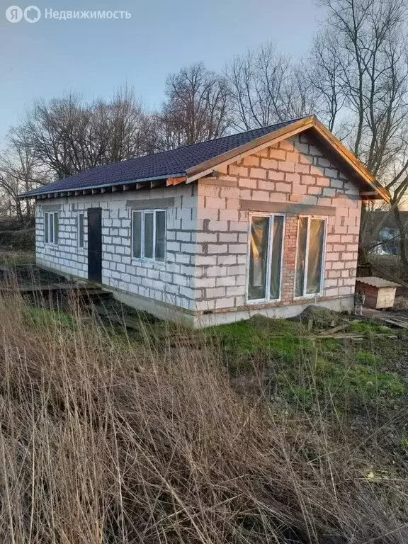 Дом в Калининградская область, Гурьевский муниципальный округ, посёлок ... - Фото 1