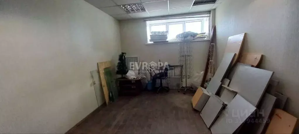 Торговая площадь в Ульяновская область, Ульяновск ул. ... - Фото 0