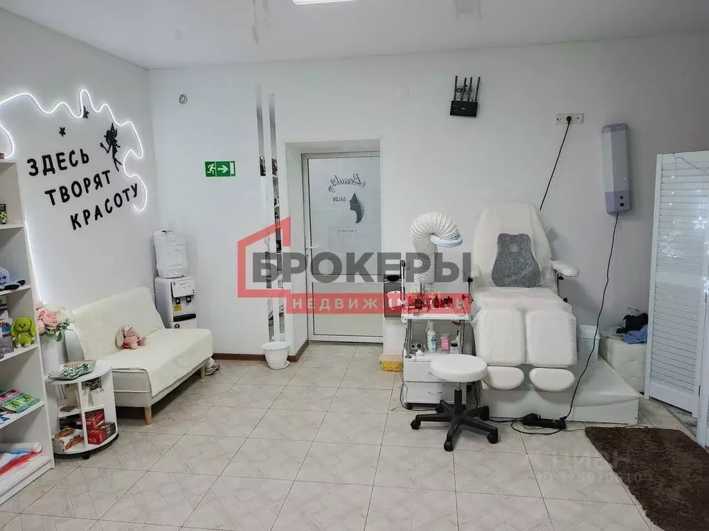Помещение свободного назначения в Севастополь ул. Ефремова, 24 (38 м) - Фото 0