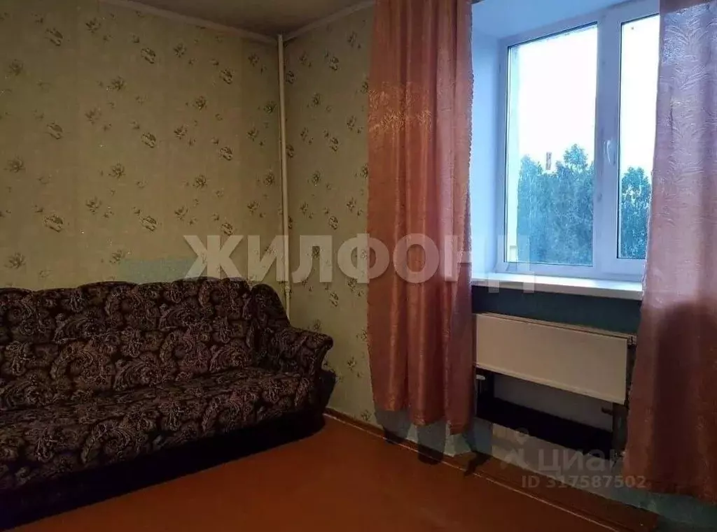 3-к кв. Кемеровская область, Полысаево г. Ленинск-Кузнецкий ... - Фото 0